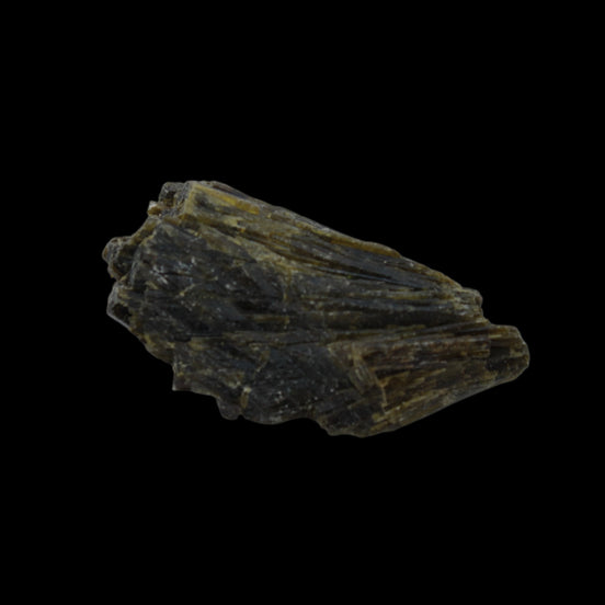 Epidote crystal 46.5ct 9.3g in sunlight - Rocks and Things Store