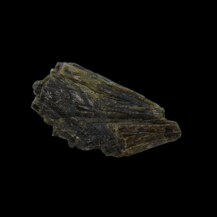 Epidote crystal 46.5ct 9.3g in sunlight - Rocks and Things Store