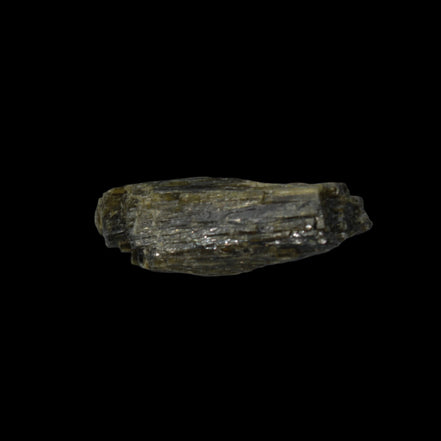 Epidote crystal 46.5ct 9.3g in sunlight - Rocks and Things Store