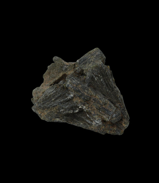 Epidote crystal 46.6ct 9.3g in sunlight - Rocks and Things Store