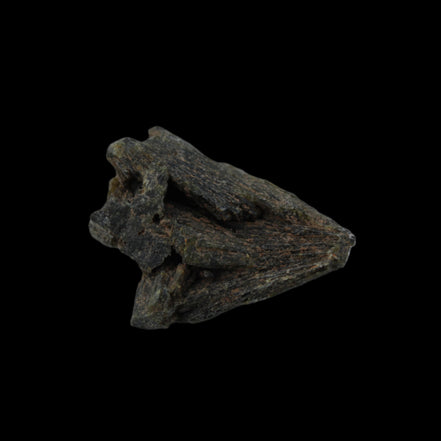 Epidote crystal 46.6ct 9.3g in sunlight - Rocks and Things Store