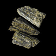 Epidote 3 crystals 52ct 10g in sunshine - Rocks and Things Store