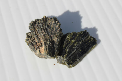 Epidote 2 crystals 35/39ct 7g Rocks and Things