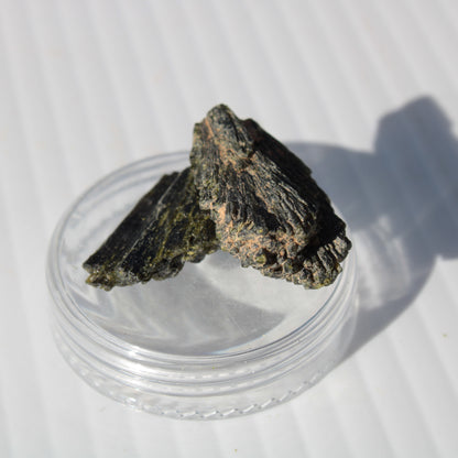 Epidote 2 crystals 35/39ct 7g Rocks and Things