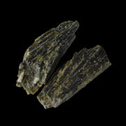 Epidote 2 crystals 35/39ct 7g in sunshine - Rocks and Things Store