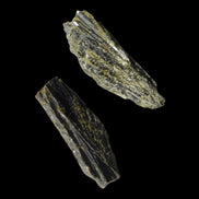 Epidote 2 crystals 35/39ct 7g in sunshine - Rocks and Things Store