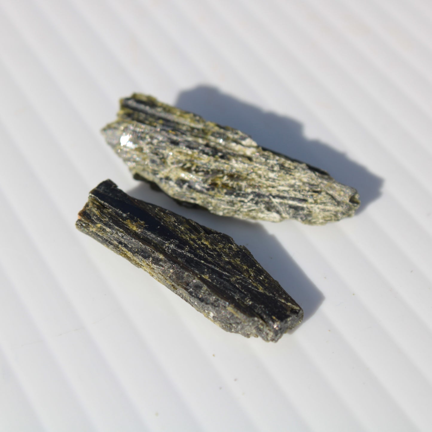 Epidote 2 crystals 35/39ct 7g Rocks and Things