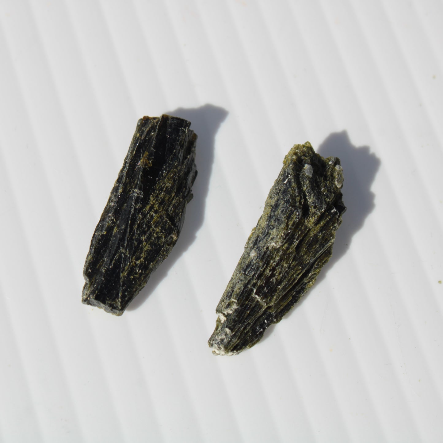 Epidote 2 crystals 35/39ct 7g Rocks and Things