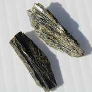 Epidote 2 crystals 35/39ct 7g Rocks and Things