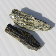 Epidote 2 crystals 35/39ct 7g Rocks and Things
