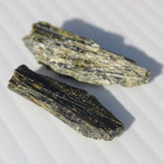 Epidote 2 crystals 35/39ct 7g Rocks and Things