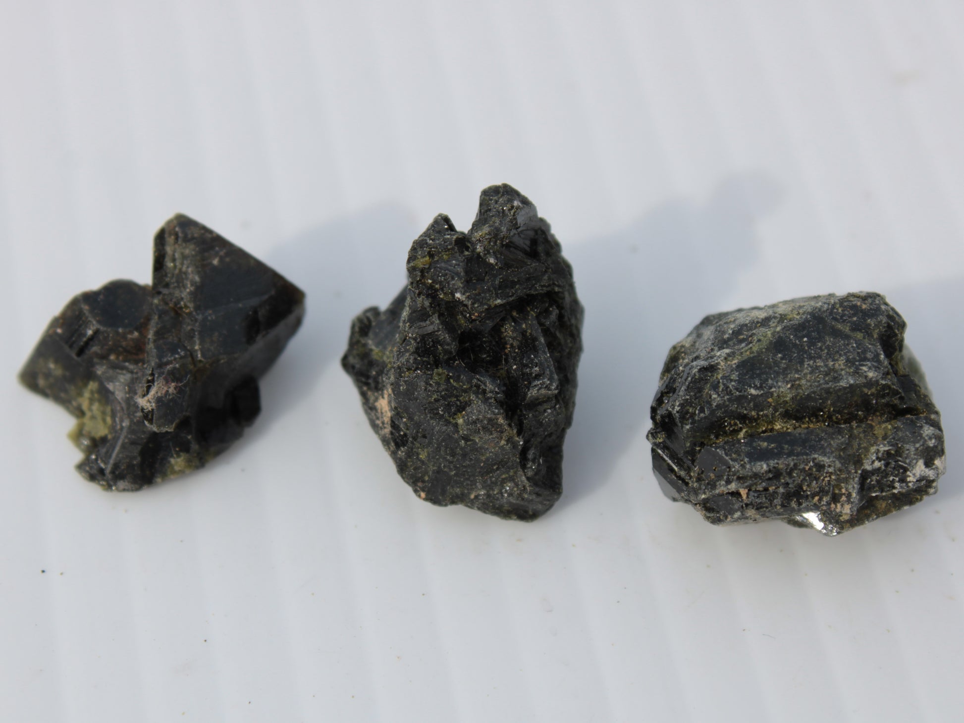 Epidote 3 clusters 87.3ct 17.4g Rocks and Things