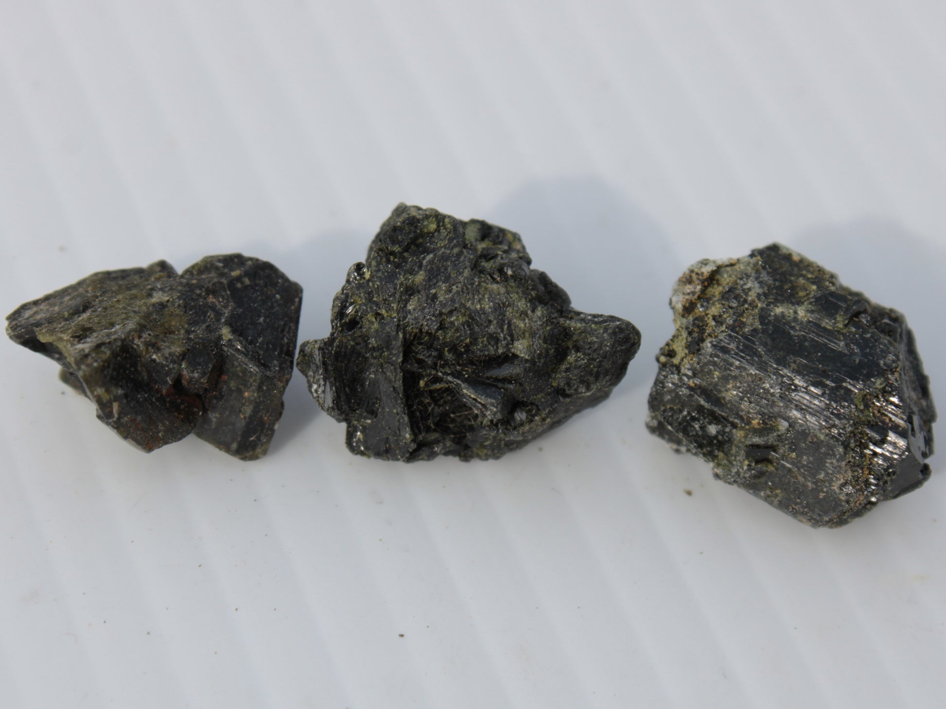 Epidote 3 clusters 87.3ct 17.4g Rocks and Things