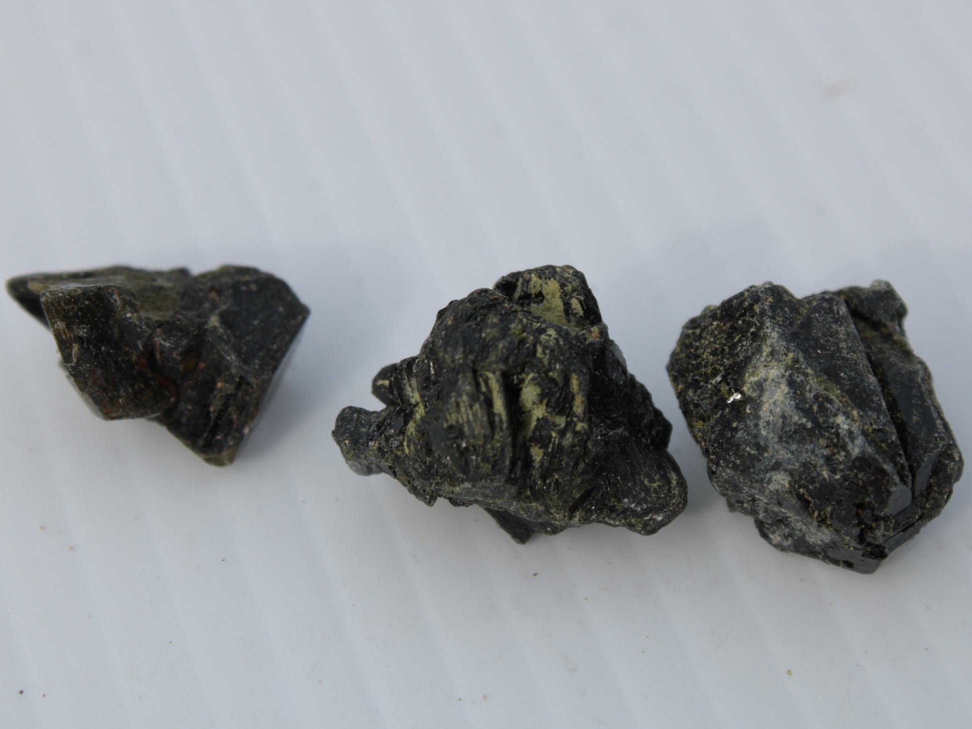 Epidote 3 clusters 87.3ct 17.4g Rocks and Things