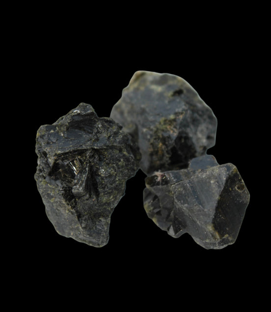 Epidote 3 clusters 87.3ct 17.4g in sunlight - Rocks and Things Store