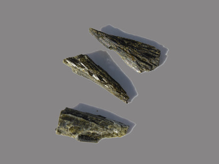 Epidote 3 crystals 24/25ct 5g Rocks and Things