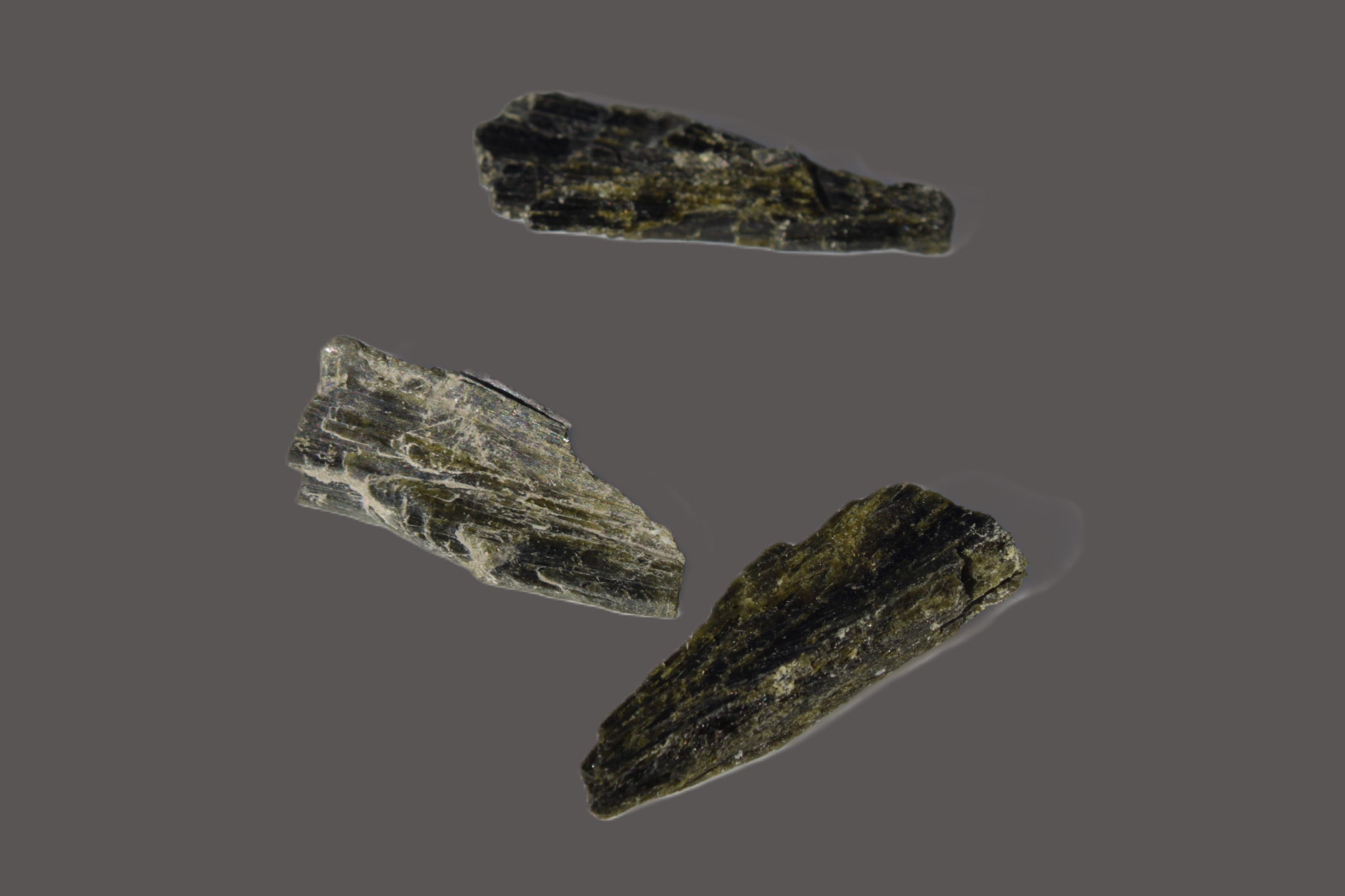 Epidote 3 crystals 24/25ct 5g Rocks and Things