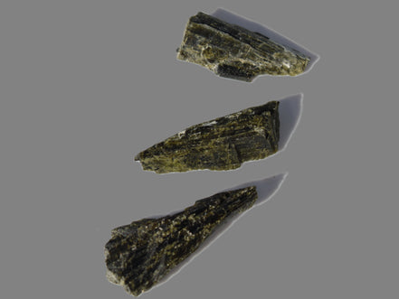 Epidote 3 crystals 24/25ct 5g Rocks and Things