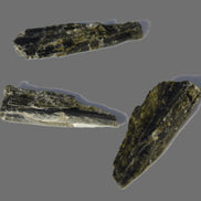 Epidote 3 crystals 24/25ct 5g Rocks and Things