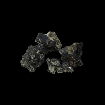 Epidote 4 clusters 50ct 10g in sunlight - Rocks and Things Store