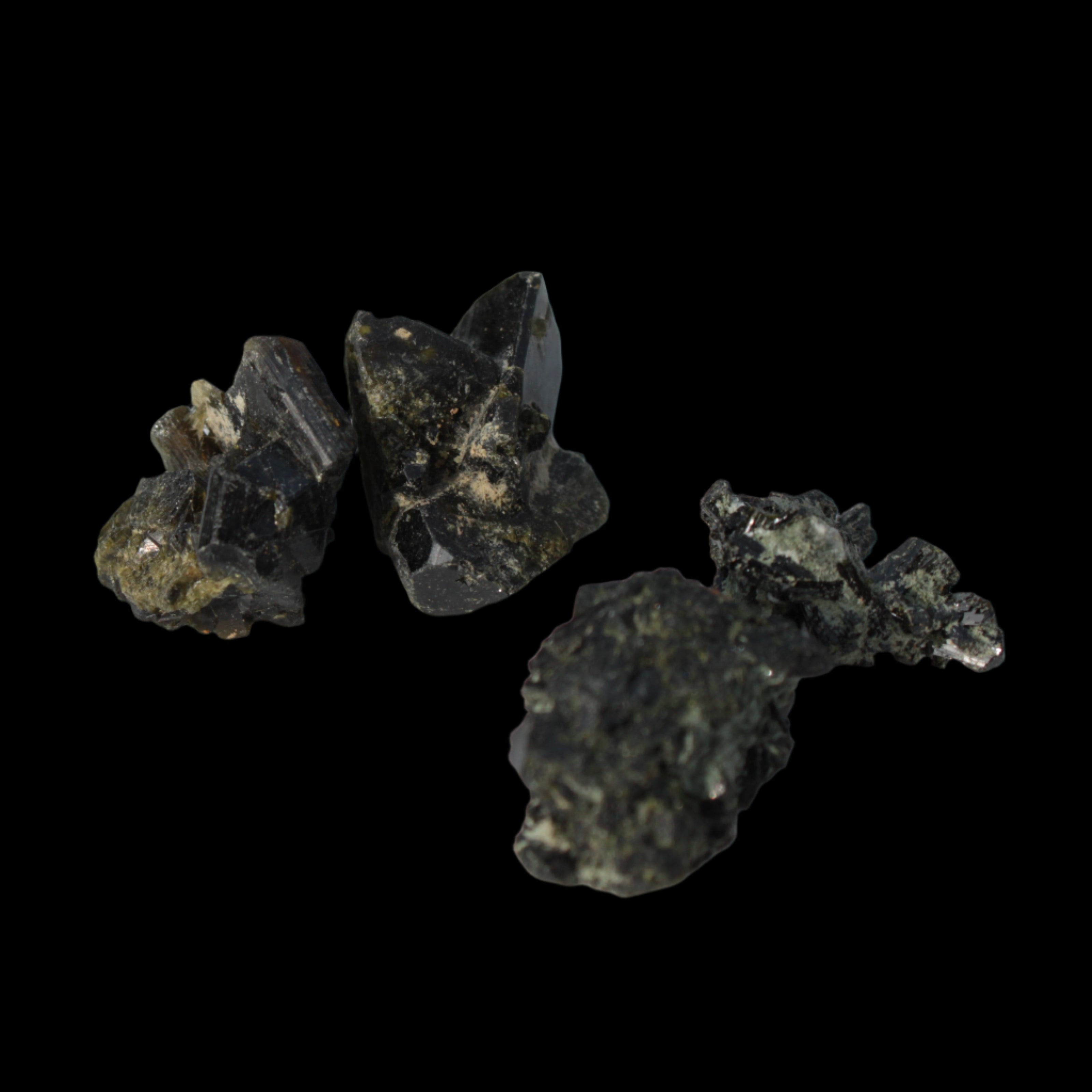 Epidote 4 clusters 50ct 10g in sunlight - Rocks and Things Store