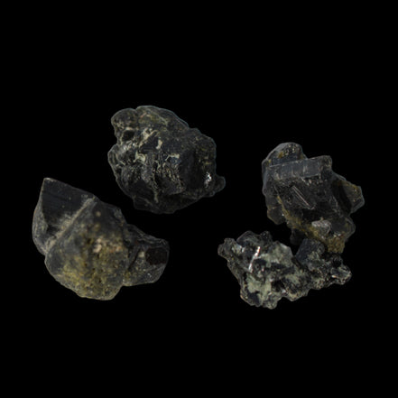 Epidote 4 clusters 50ct 10g in sunlight - Rocks and Things Store