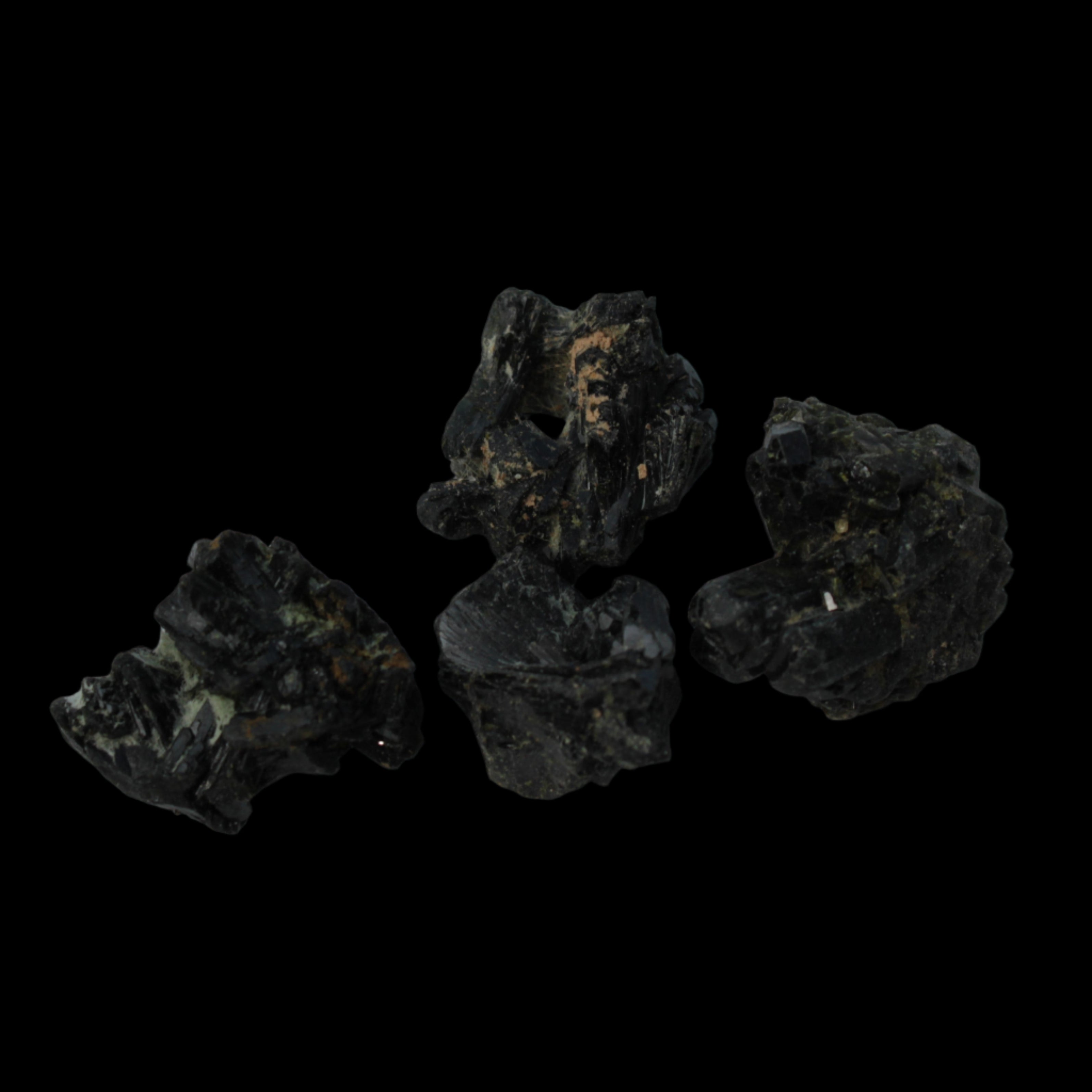 Epidote 4 clusters 44.9ct 9g in dull sunlight - Rocks and Things Store