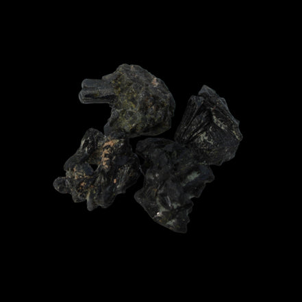 Epidote 4 clusters 44.9ct 9g in dull sunlight - Rocks and Things Store