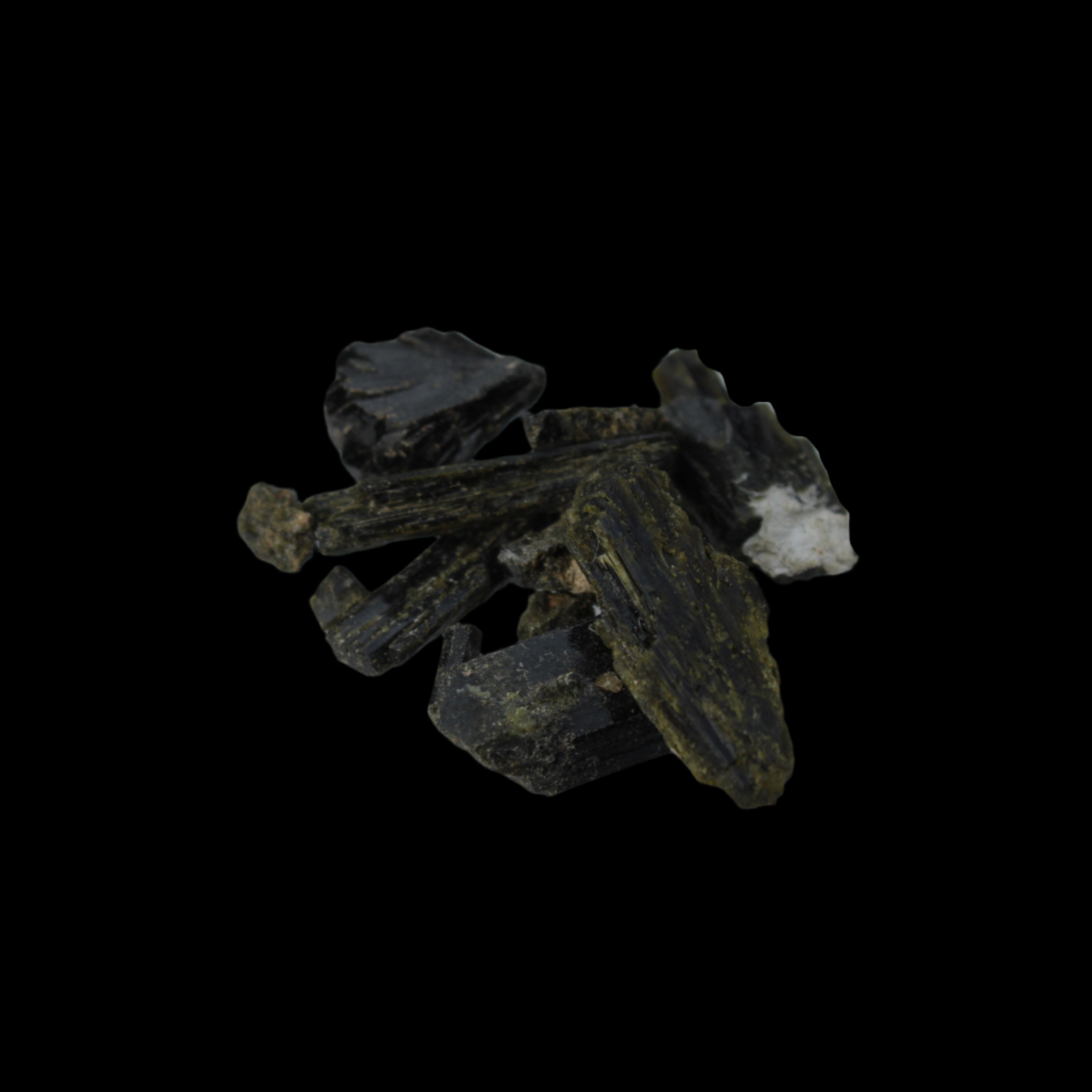 Epidote crystals and clusters 38ct 7.6g in sunlight - Rocks and Things Store