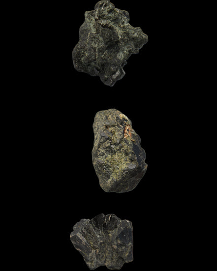 Epidote 3 clusters 123ct 24.7g in sunlight -  Rocks and Things Store