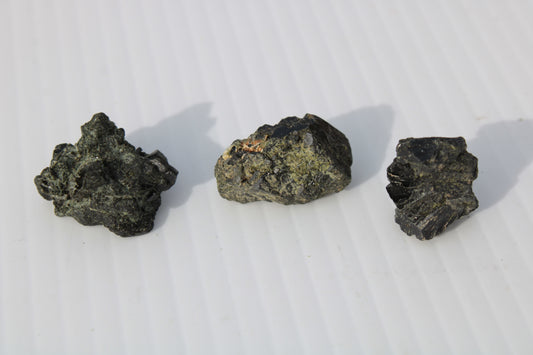 Epidote 3 clusters 123ct 24.7g Rocks and Things