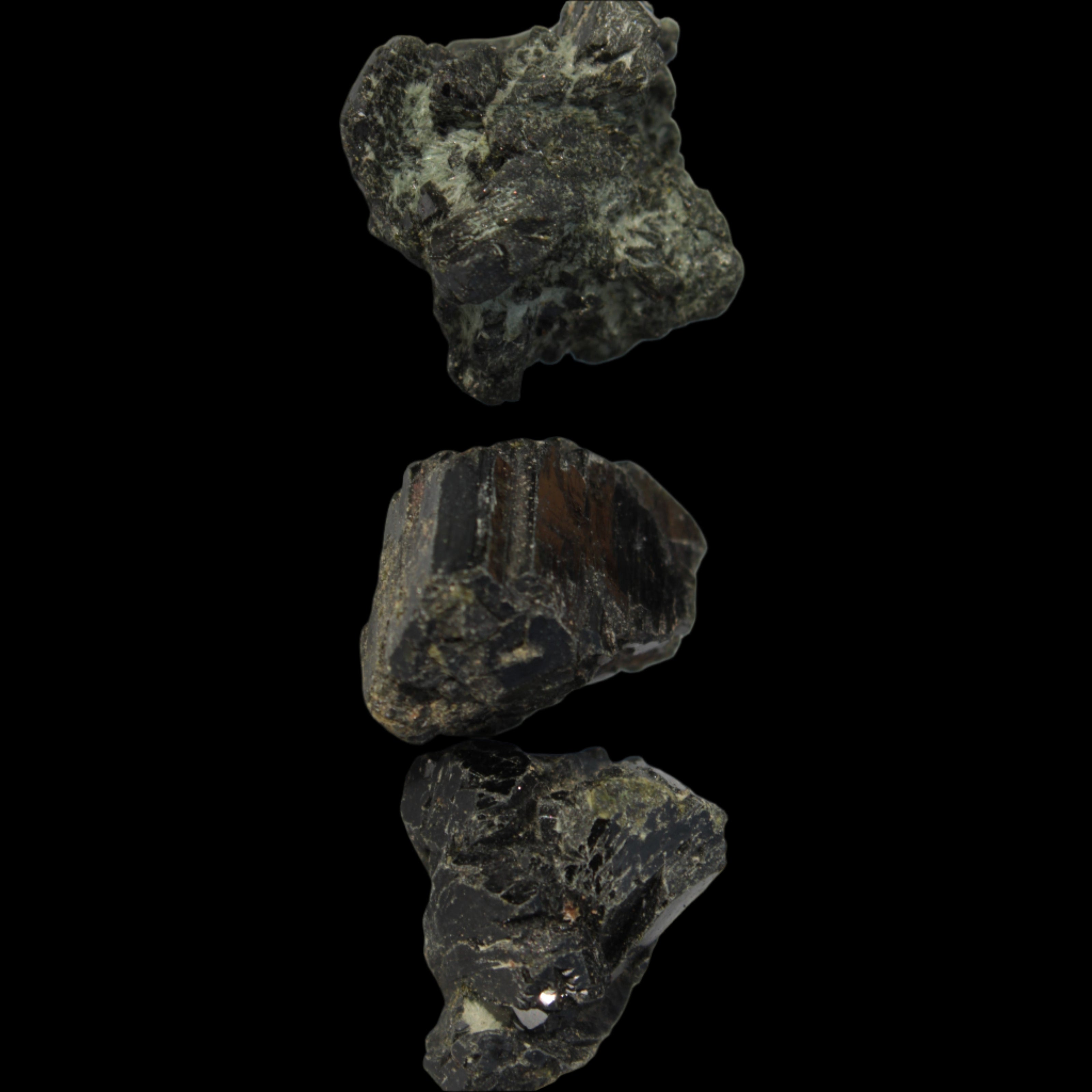 Epidote 3 clusters 123ct 24.7g in sunlight -  Rocks and Things Store