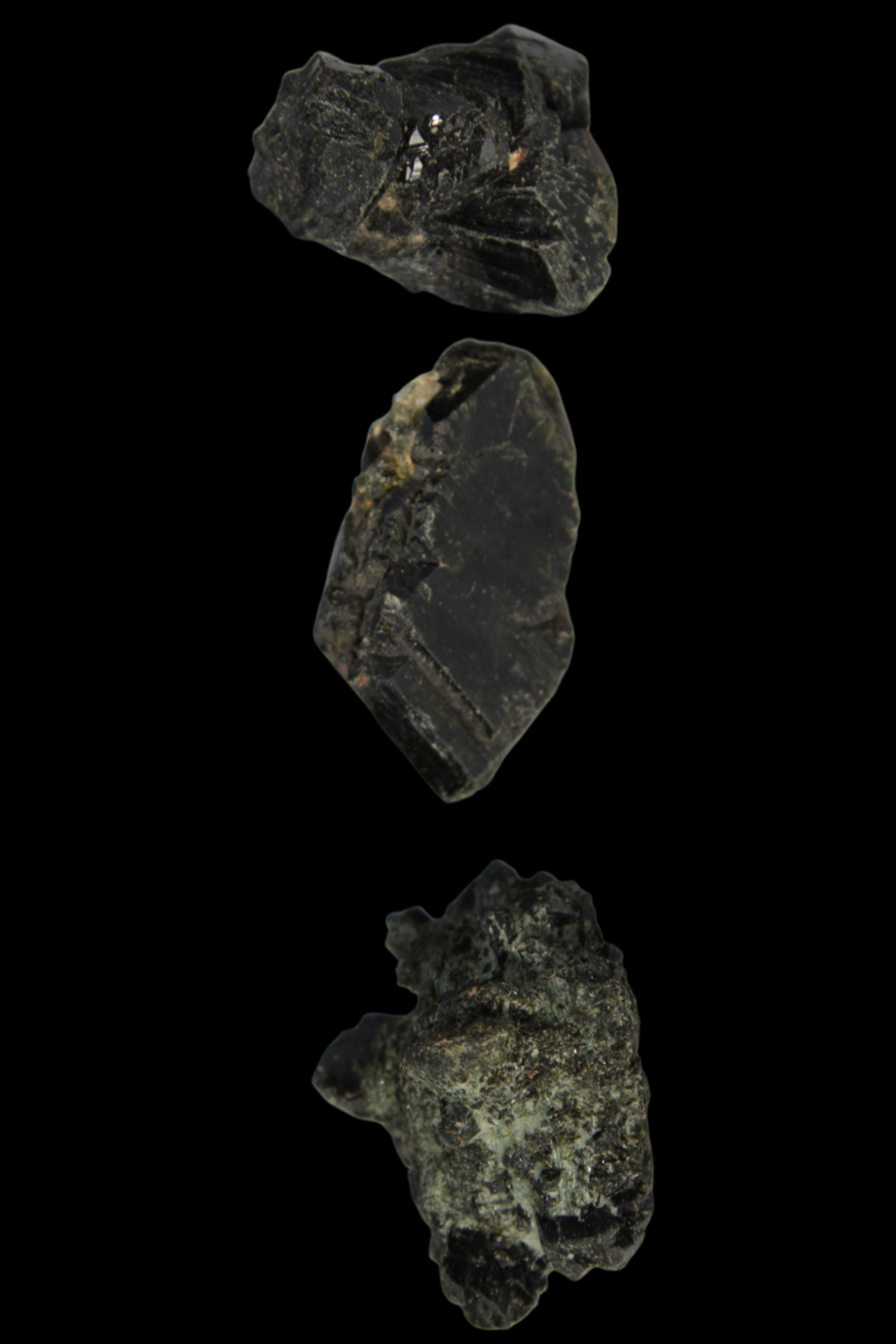 Epidote 3 clusters 123ct 24.7g in sunlight -  Rocks and Things Store