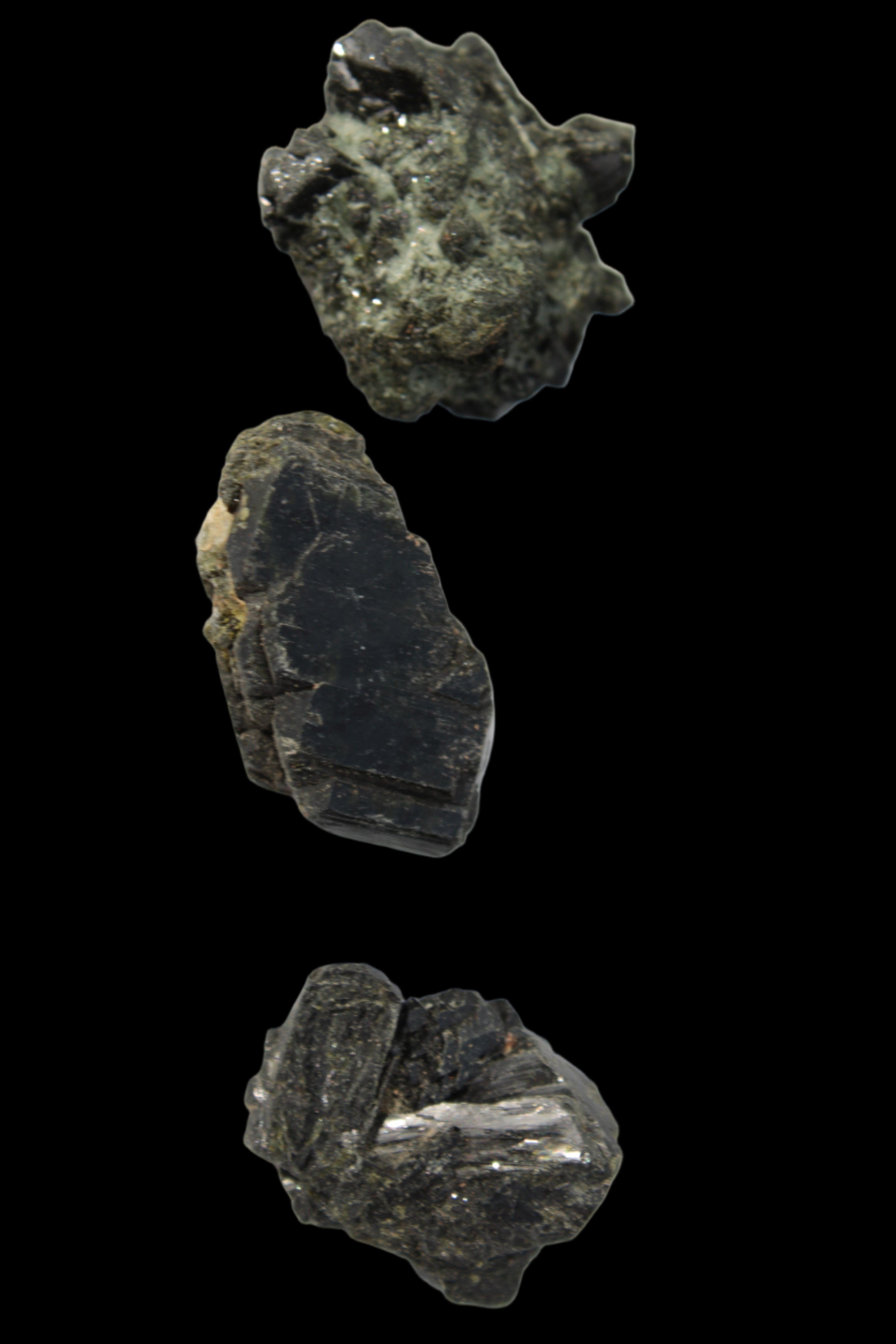 Epidote 3 clusters 123ct 24.7g in sunlight -  Rocks and Things Store