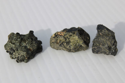 Epidote 3 clusters 123ct 24.7g Rocks and Things