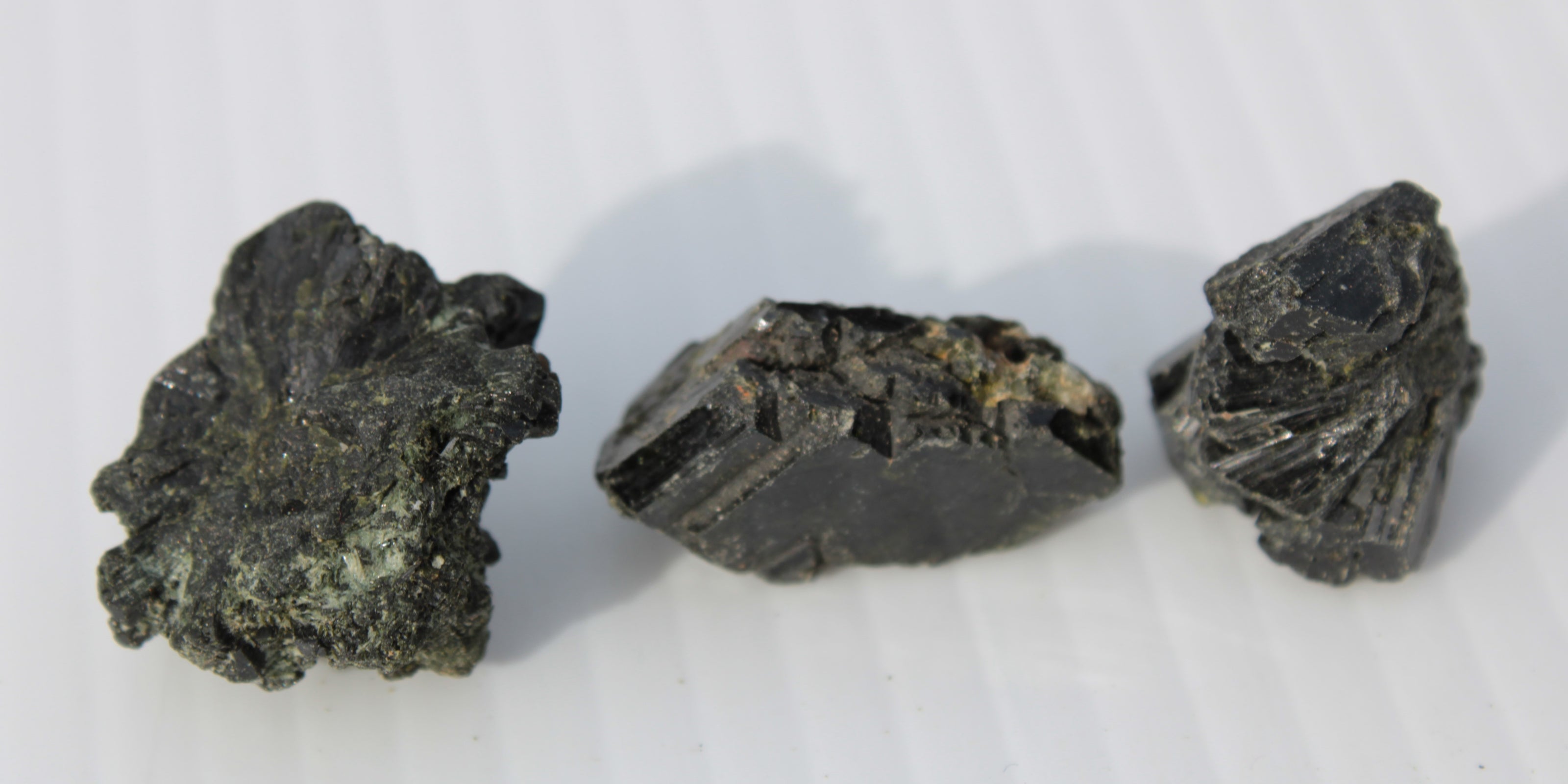 Epidote 3 clusters 123ct 24.7g Rocks and Things
