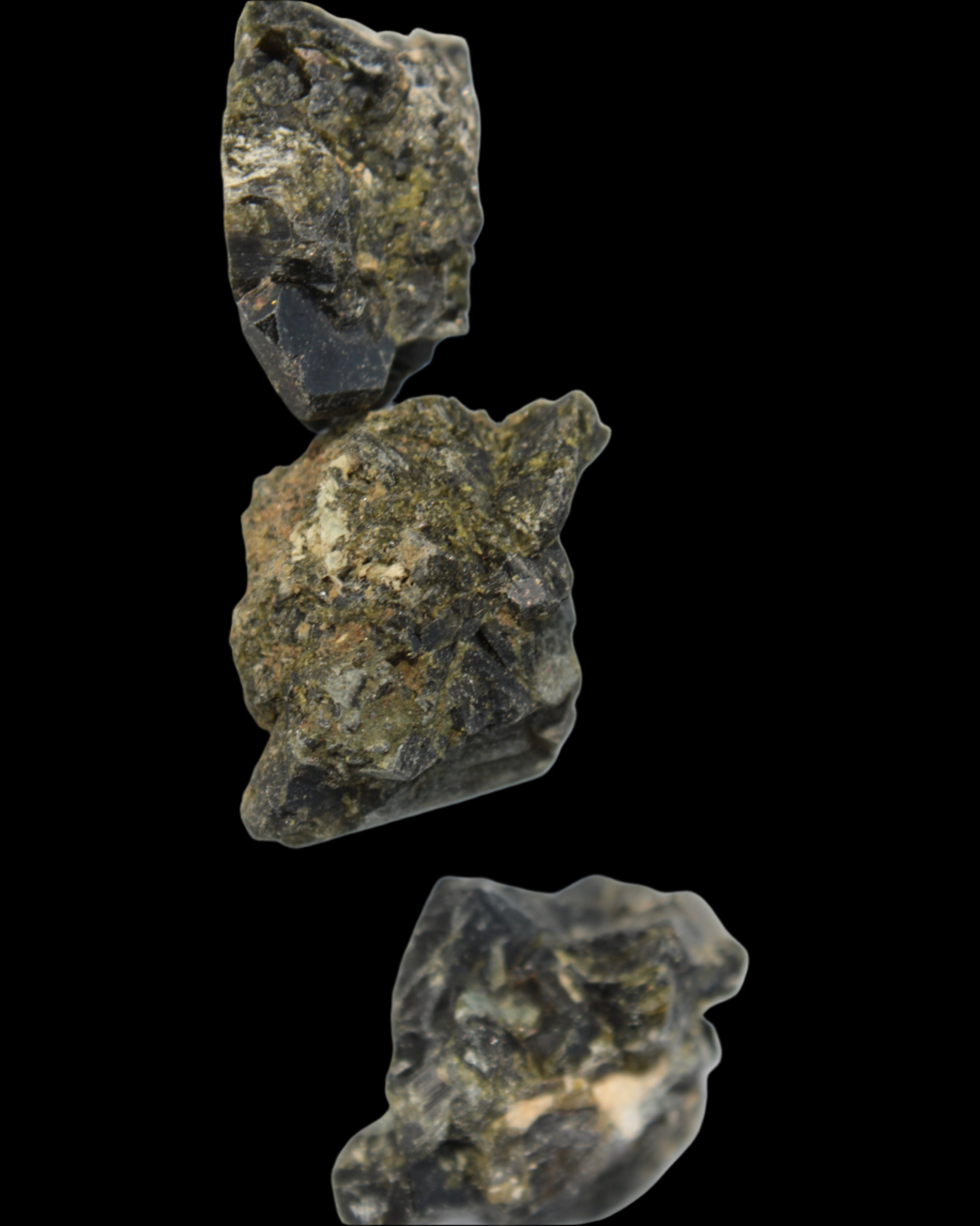 Epidote 3 clusters 136.9ct 27.3g in sunlight - Rocks and Things Store