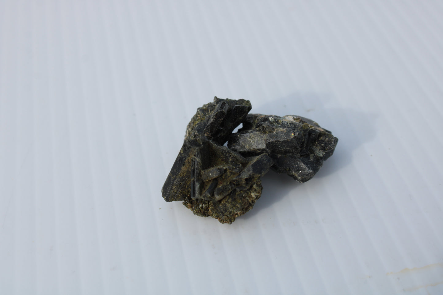 Epidote 3 clusters 136.9ct 27.3g Rocks and Things