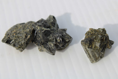 Epidote 3 clusters 136.9ct 27.3g Rocks and Things