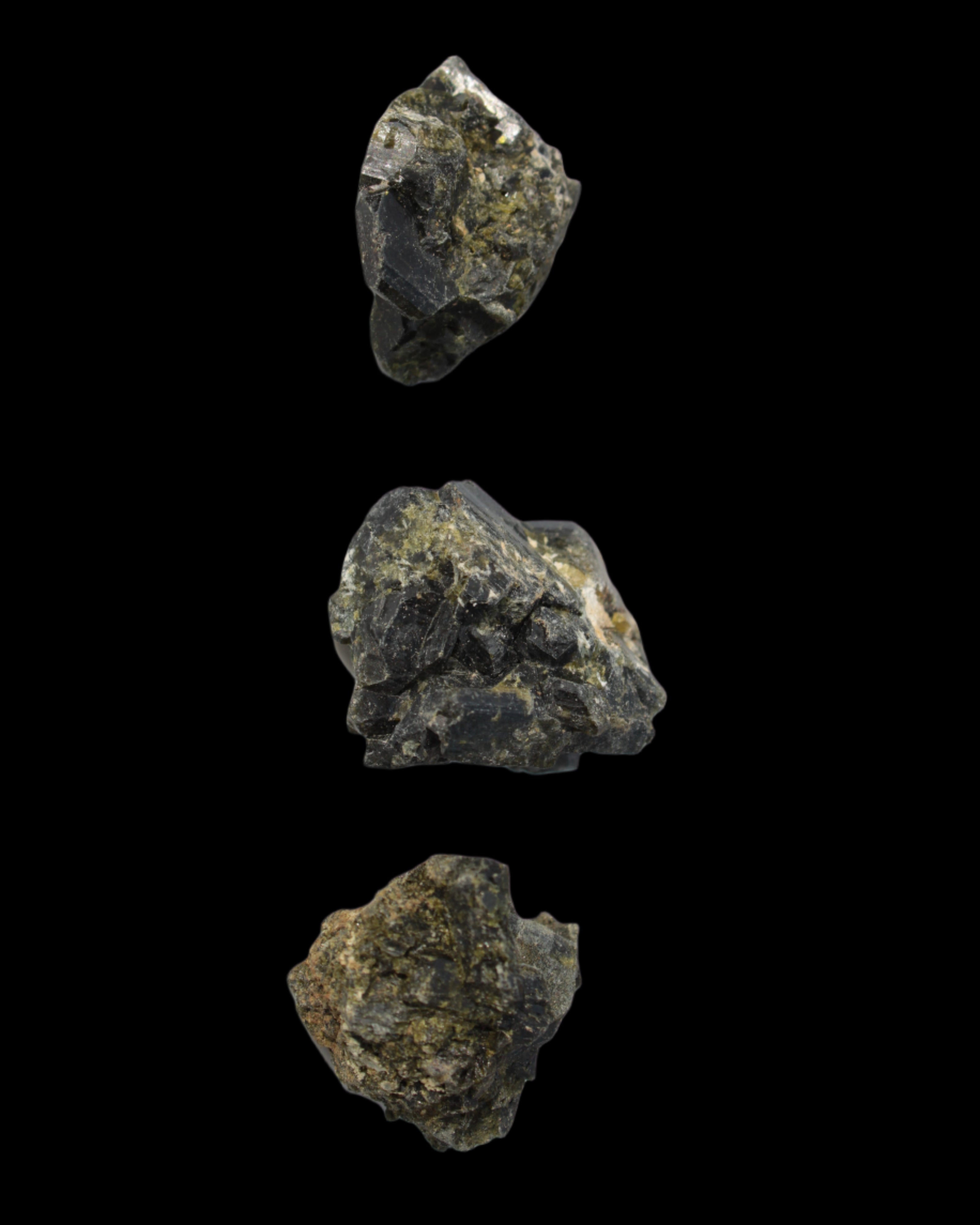 Epidote 3 clusters 136.9ct 27.3g in sunlight - Rocks and Things Store