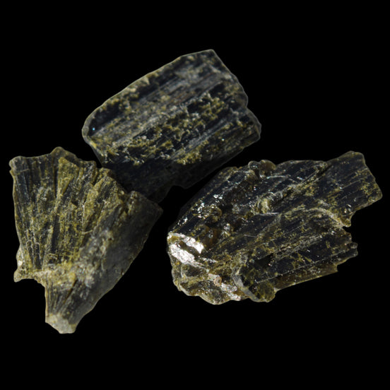 Epidote 3 clusters 113.3ct 22.5g in sunlight - Rocks and Things Store