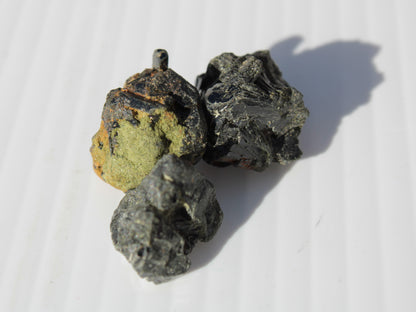 Epidote 3 clusters 113.3ct 22.5g Rocks and Things