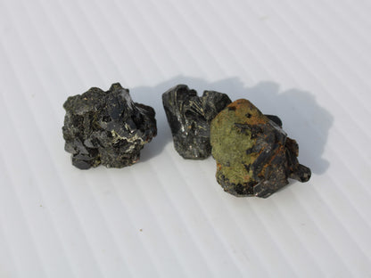 Epidote 3 clusters 113.3ct 22.5g Rocks and Things