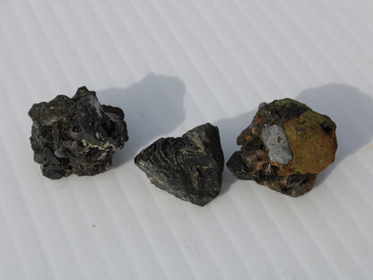 Epidote 3 clusters 113.3ct 22.5g Rocks and Things