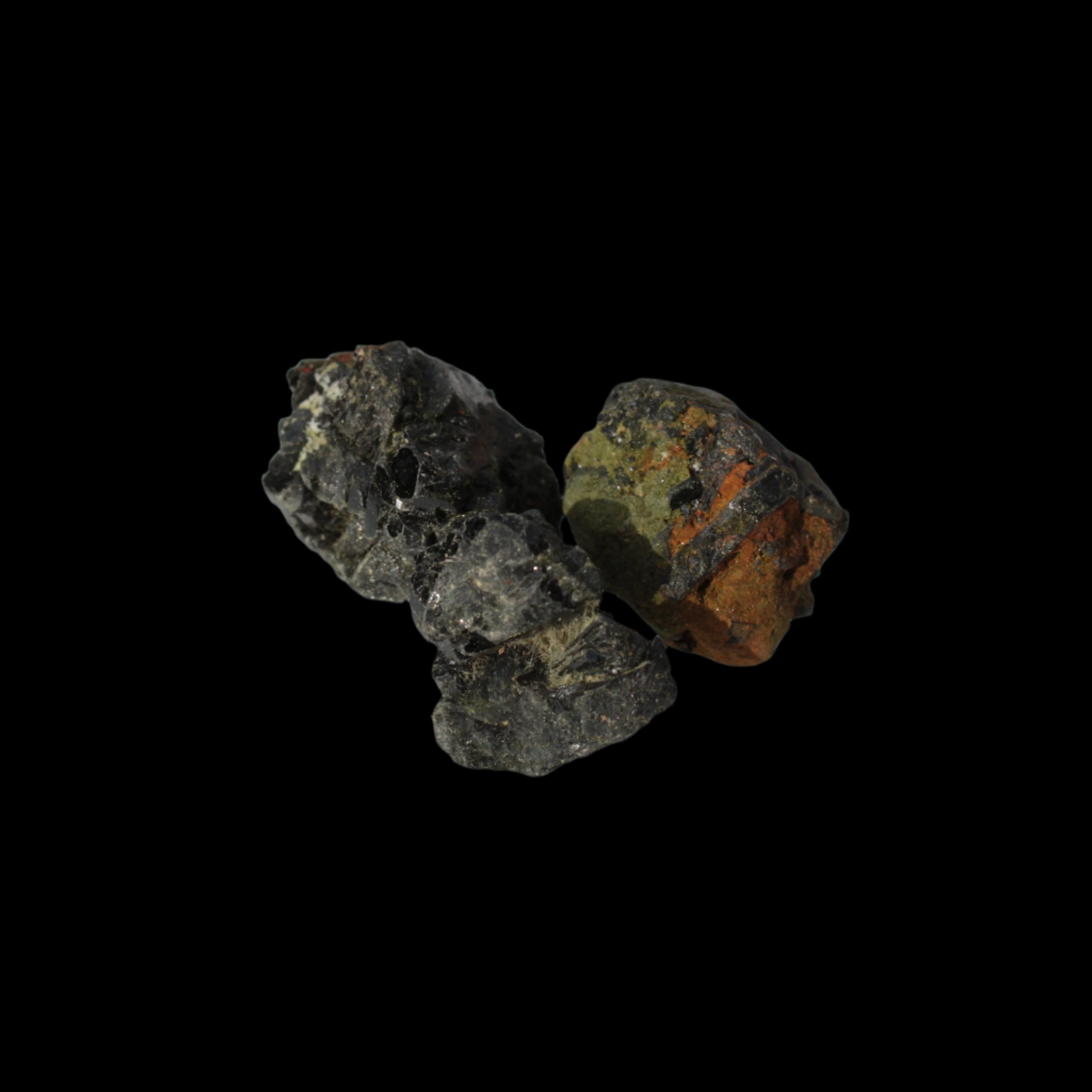 Epidote 3 clusters 113.3ct 22.5g in sunlight - Rocks and Things Store