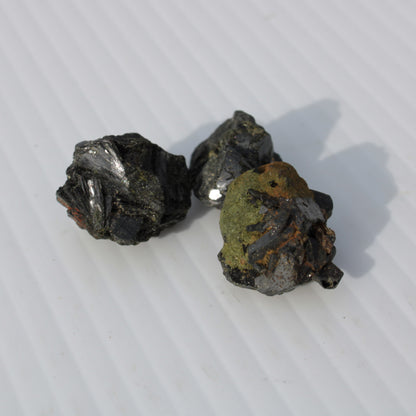 Epidote 3 clusters 113.3ct 22.5g Rocks and Things