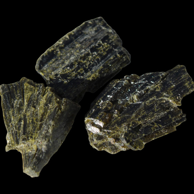 Epidote 3 crystals 36-39ct 7-8g in sunshine - Rocks and Things Store