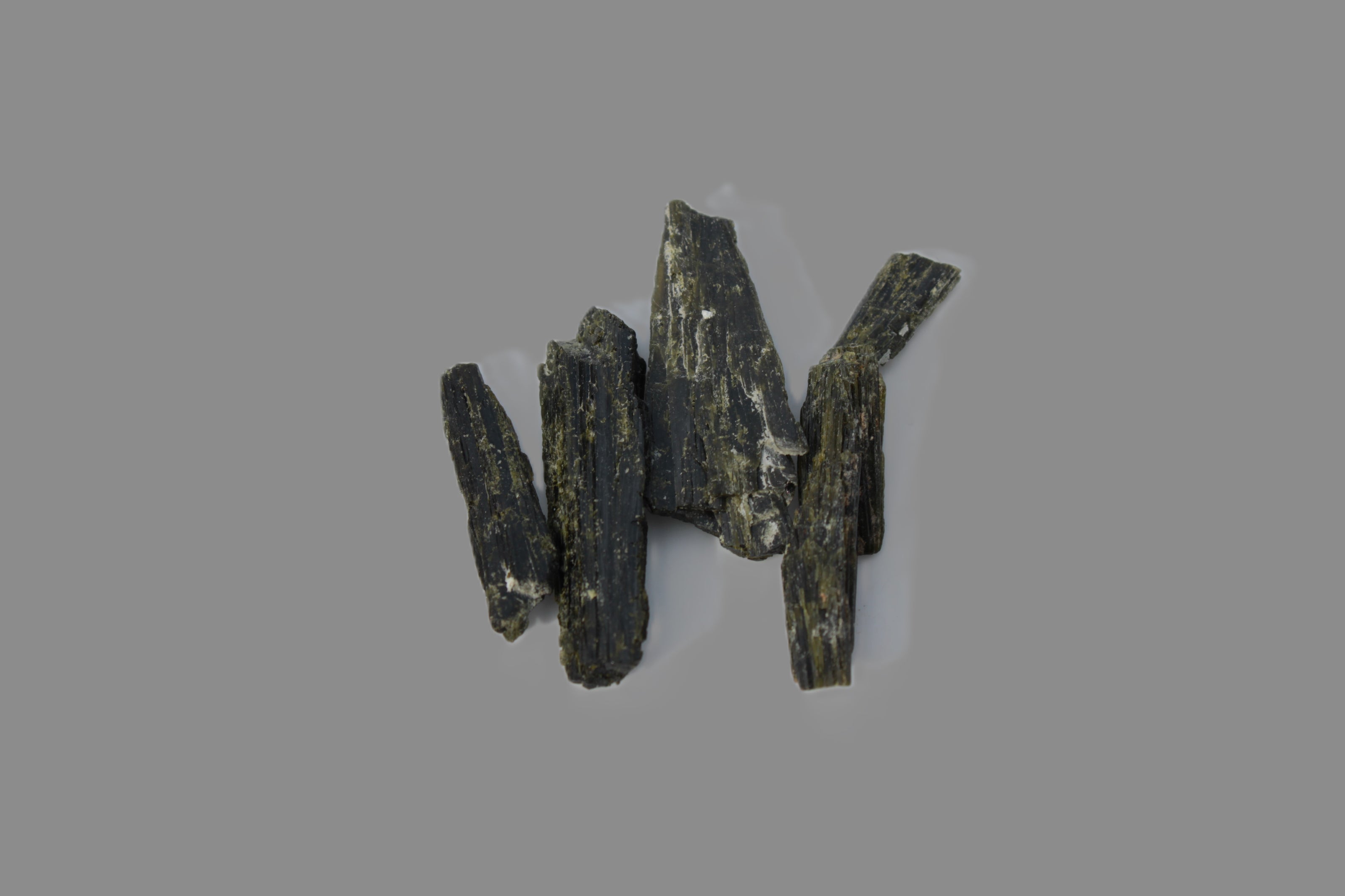 Epidote 5 crystals 38ct 7.7g Rocks and Things