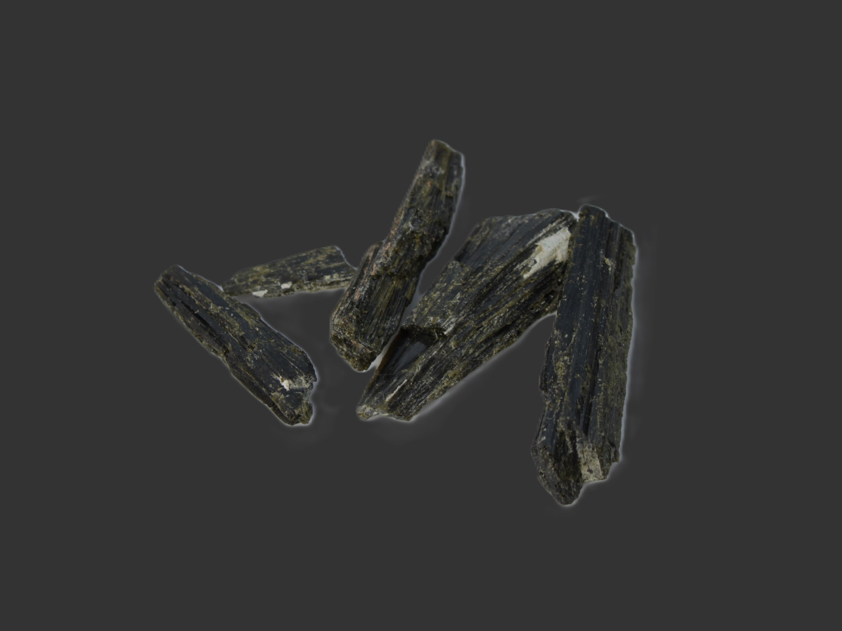 Epidote 5 crystals 38ct 7.7g Rocks and Things