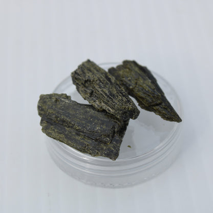 Epidote 3 crystals 36-39ct 7-8g Rocks and Things